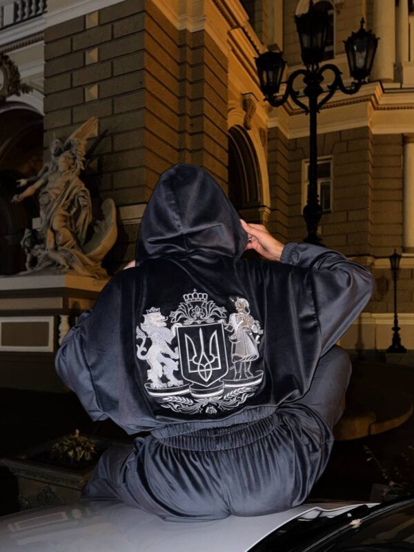 Tumehall kaheosaline veluurkomplekt "Mod 961"