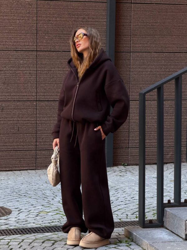 Model-052-24 Pruun kaheosaline dressikomplekt "Model 052"