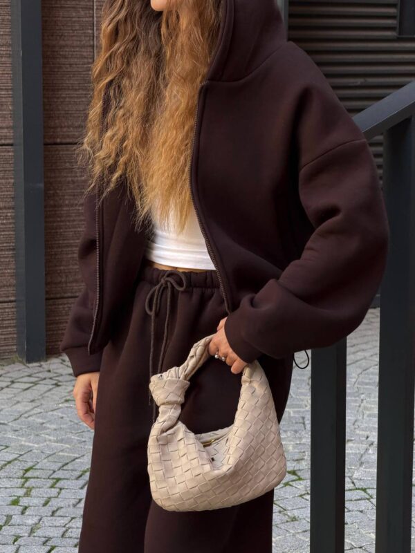 Model-052-20 Pruun kaheosaline dressikomplekt "Model 052"