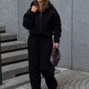 Must kaheosaline dressikomplekt "Model 052"