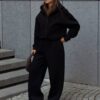Must kaheosaline dressikomplekt "Model 052"